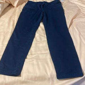 Dark blue wash skinny leg jeans very stretchy